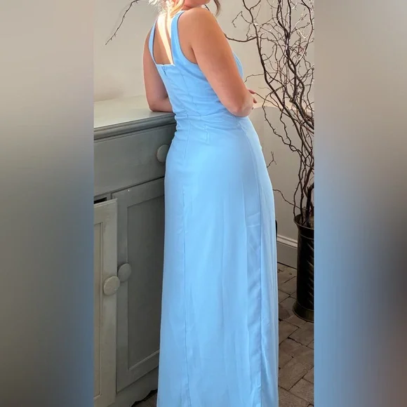 Elegant Blue Sleeveless Maxi Dress - Picture 4 of 6